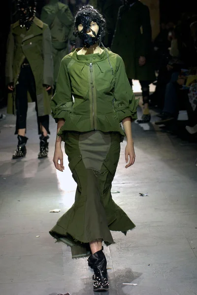 Look 7